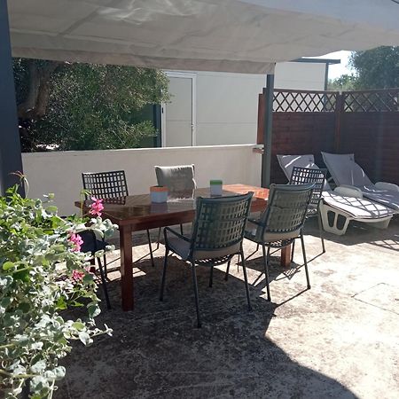 Apartman Carpe Diem Sutomiscica Екстериор снимка